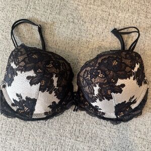 Victoria's Secret Black and Cream Lace Bra